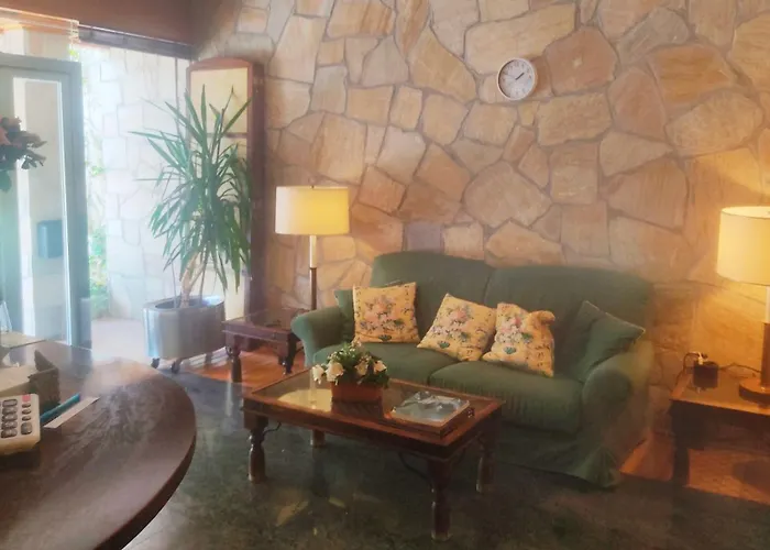 Triple Con Banera Y Terraza Miono