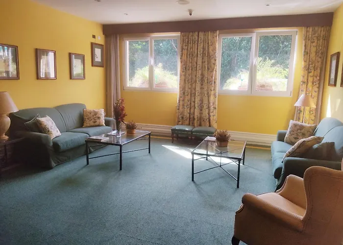 Hotel Triple Con Banera Y Terraza Miono